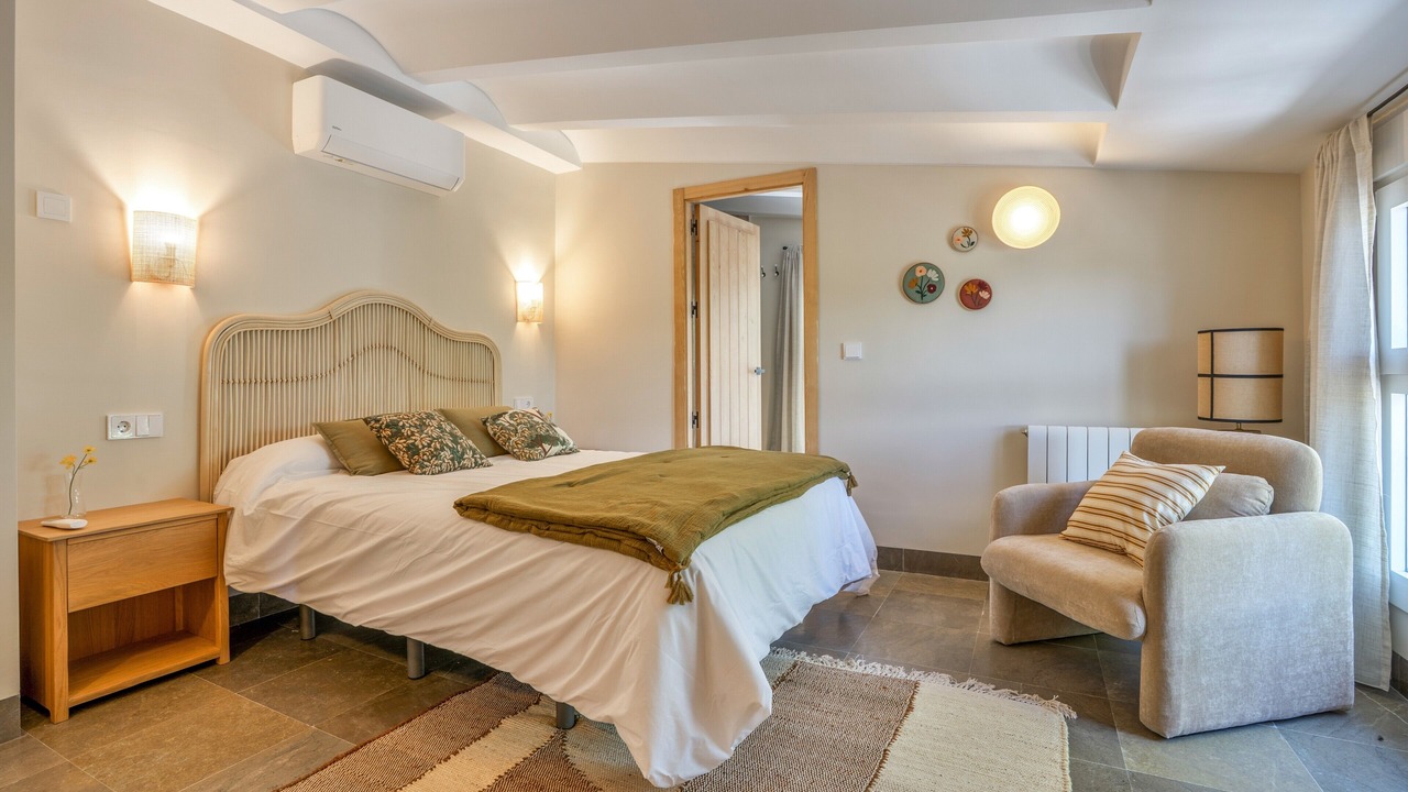 Photo of Bedroom in Baza