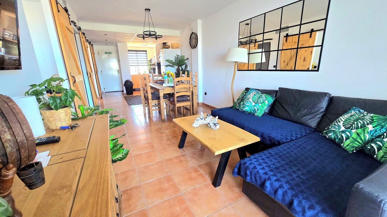 Photo of Livingroom in Los Nietos