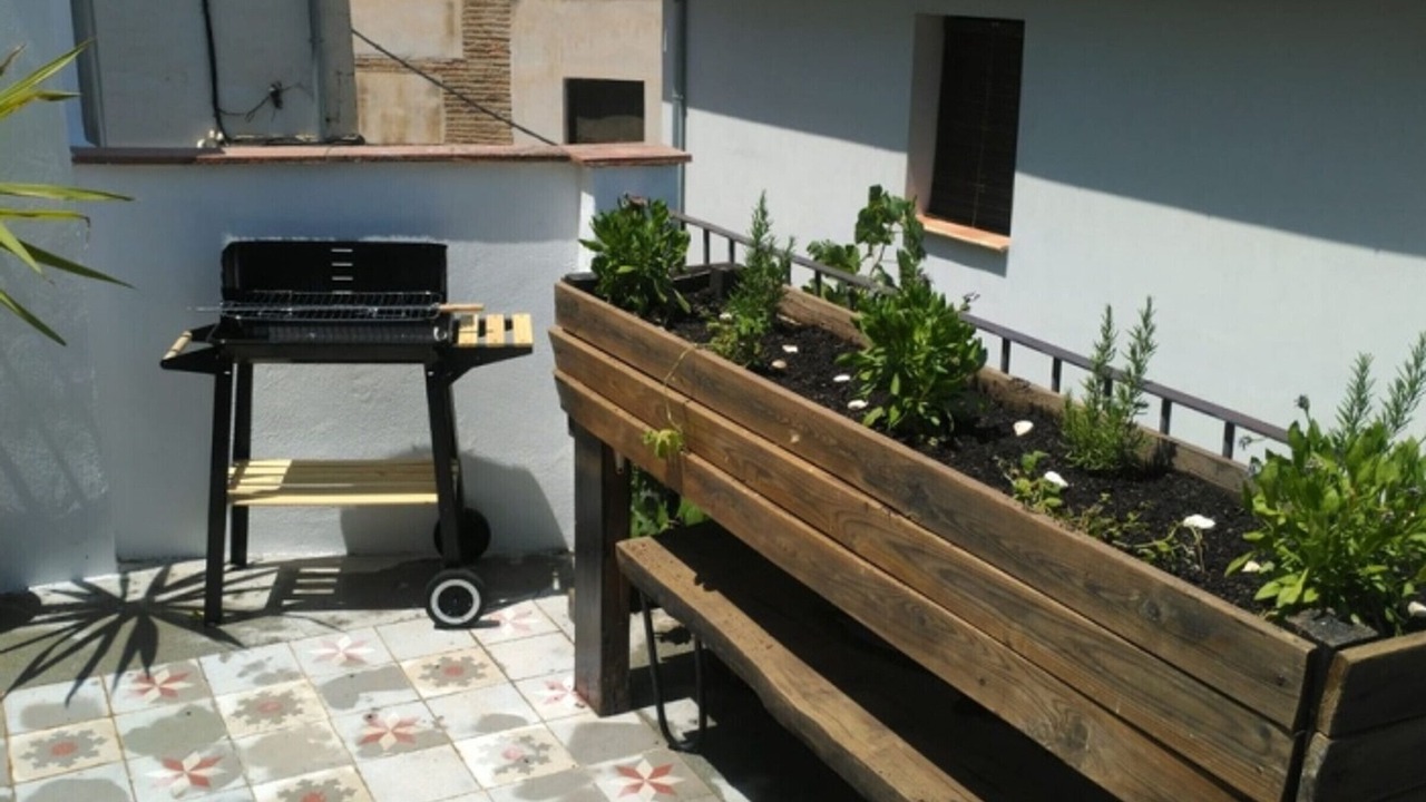 Photo of Patio Balcony in Central District