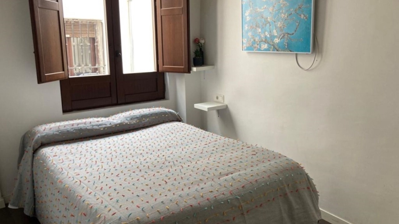 Photo of Bedroom in Central District