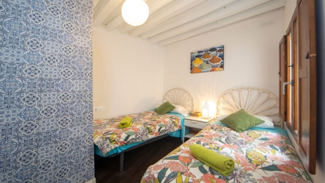 Photo of Bedroom in Central District