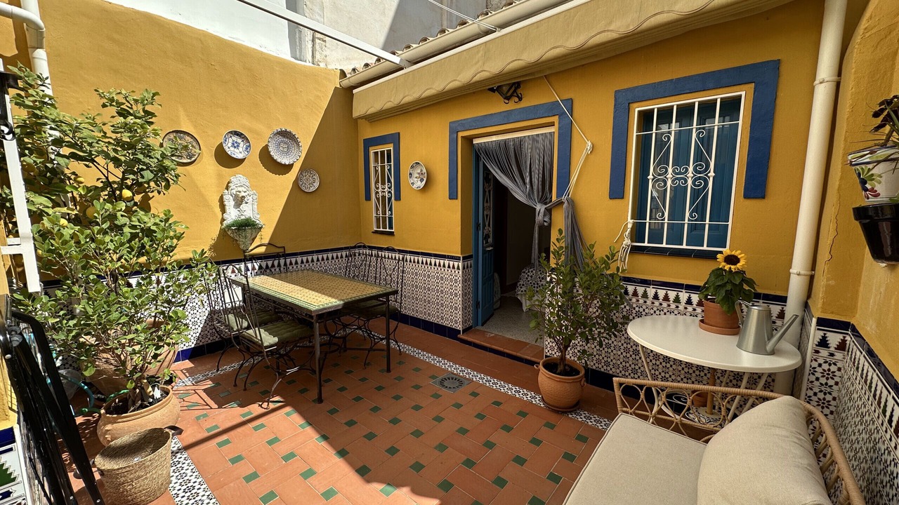 Photo of Outdoor in Maro