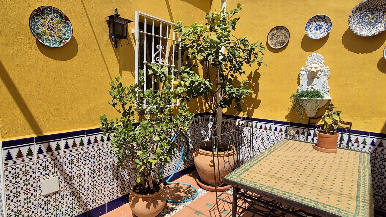 Photo of Outdoor in Maro