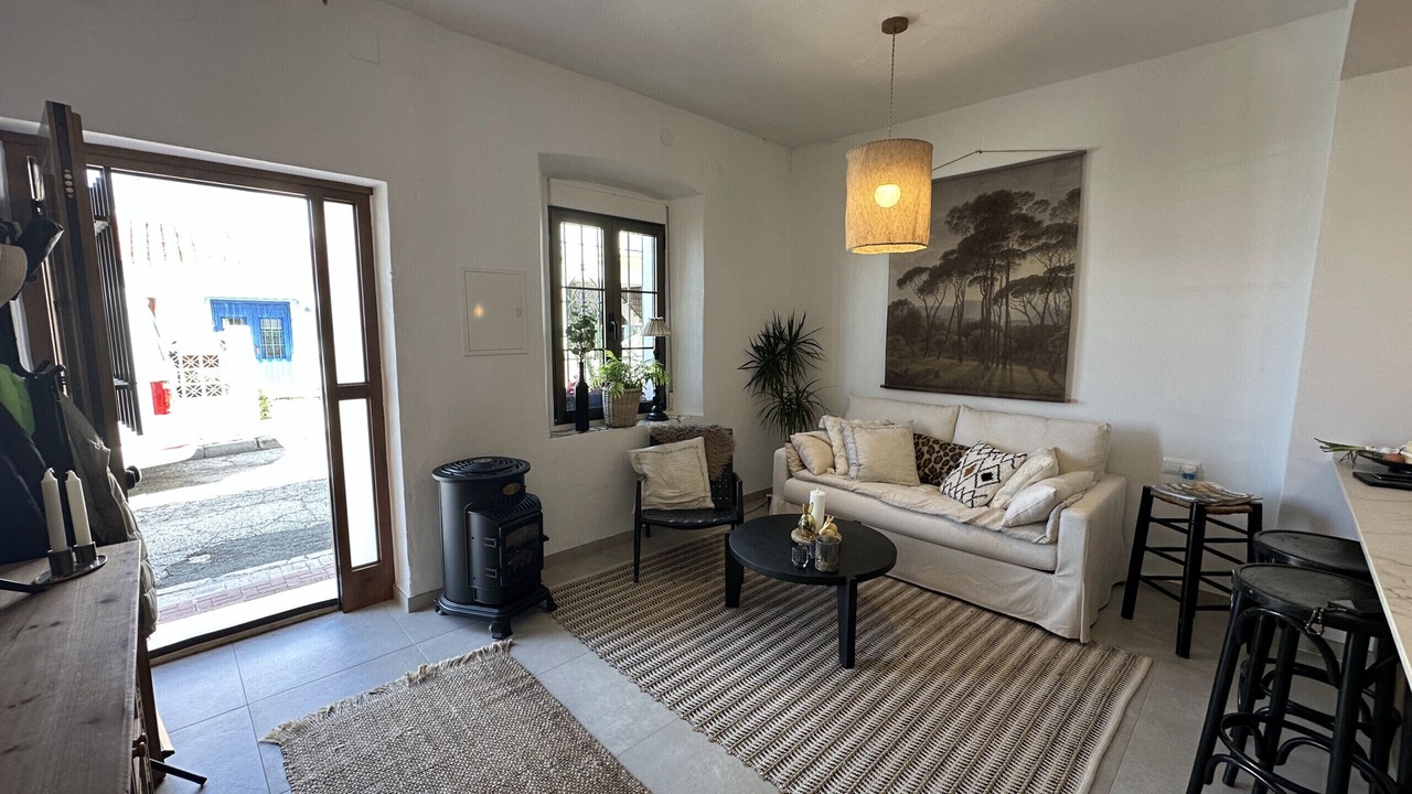 Photo of Livingroom in Maro