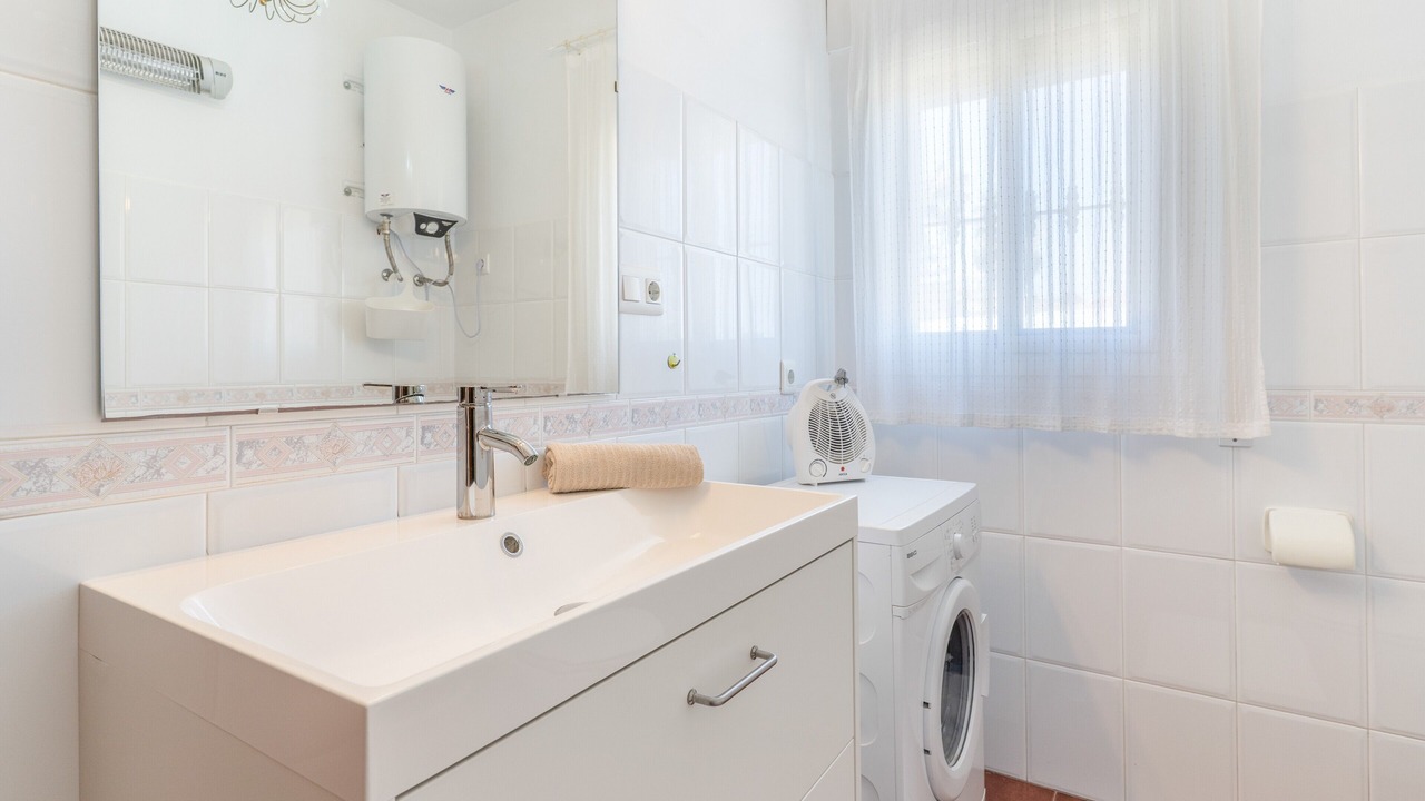 Photo of Bathroom in Caleta de Velez