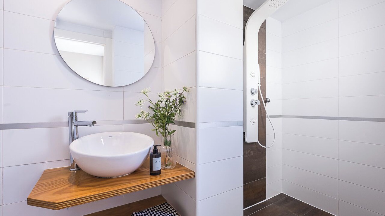 Photo of Bathroom in La Victoria