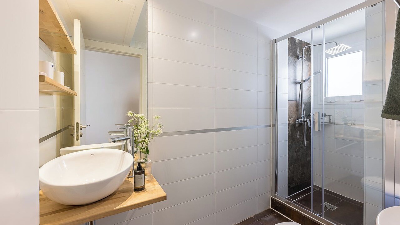 Photo of Bathroom in La Victoria