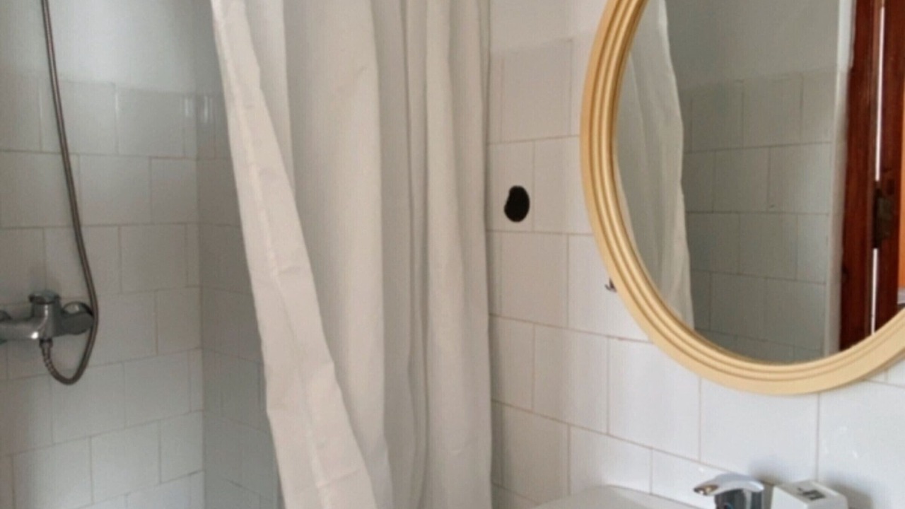 Photo of Bathroom in Genil