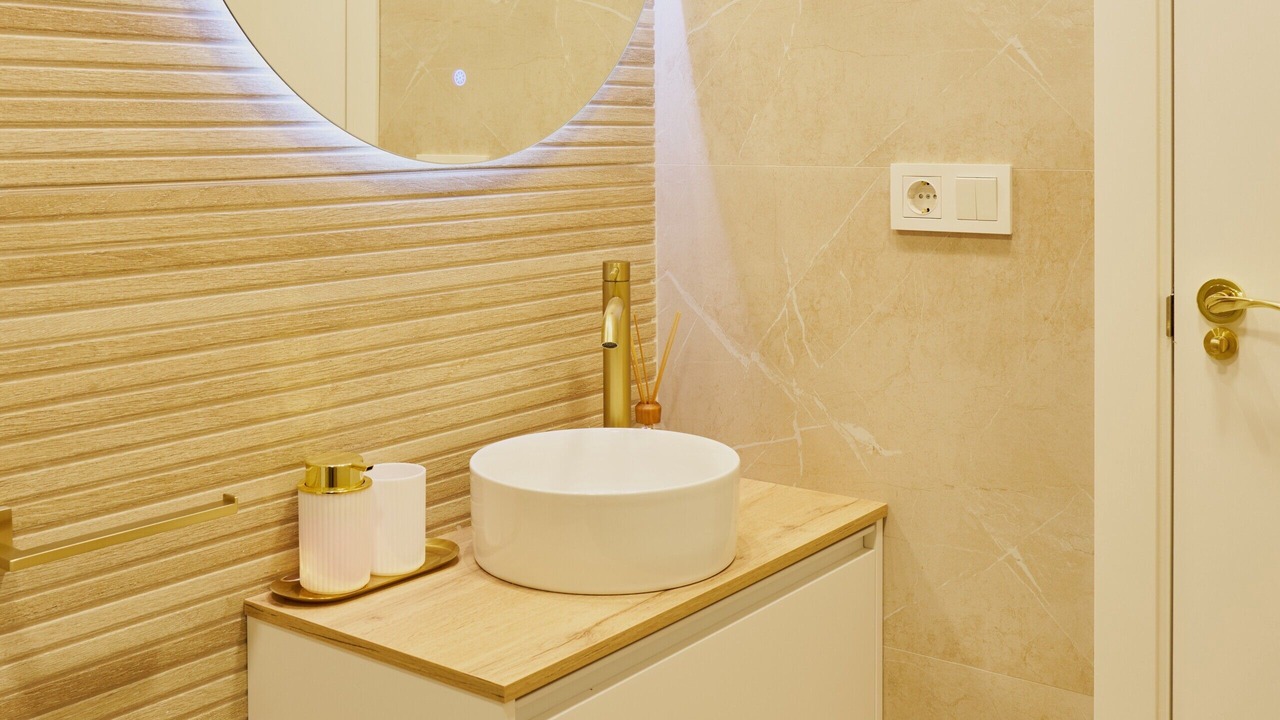 Photo of Bathroom in Salesas