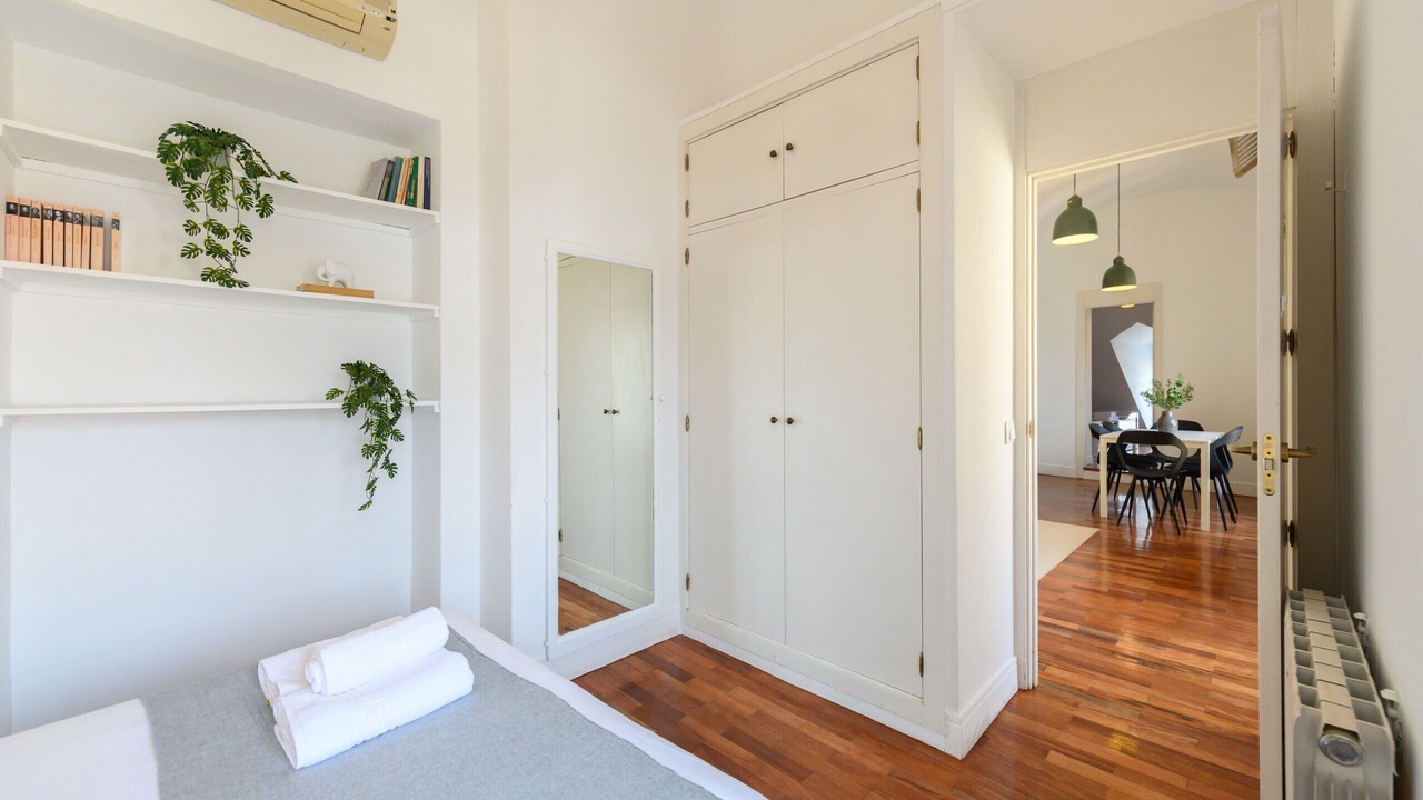 Photo of Bedroom in Sol