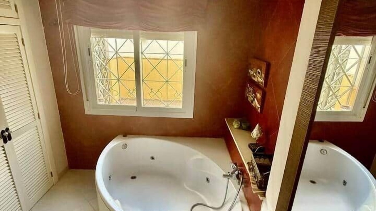 Photo of Bathroom in Distrito de Levante