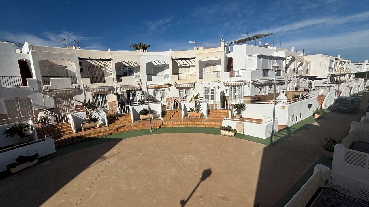Photo of Outdoor in Vista de los Angeles-Rumina
