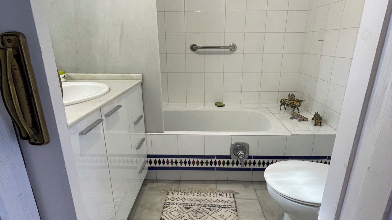 Photo of Bathroom in Turre