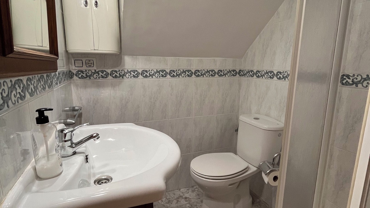 Photo of Bathroom in Rute