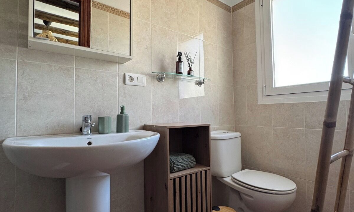 Photo of Bathroom in Canillas de Albaida