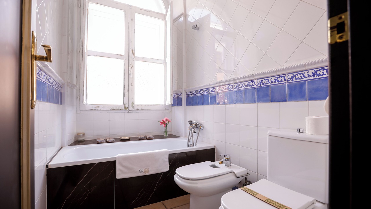 Photo of Bathroom in San Francisco-Ribera