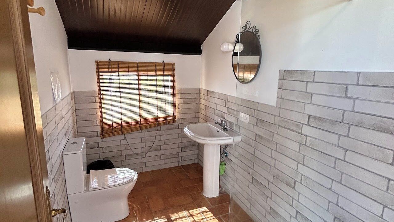 Photo of Bathroom in Arahal