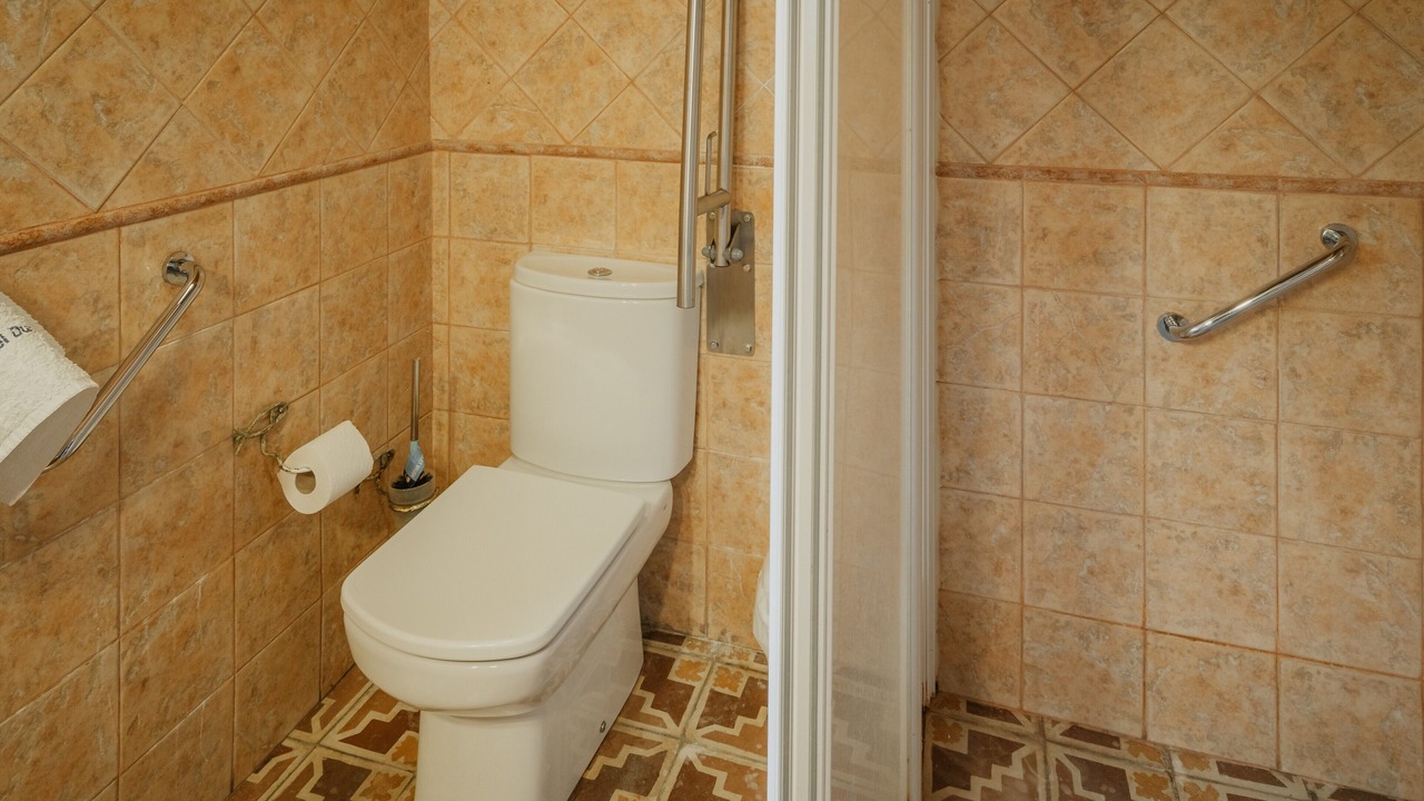 Photo of Bathroom in Castro de Fuentiduena