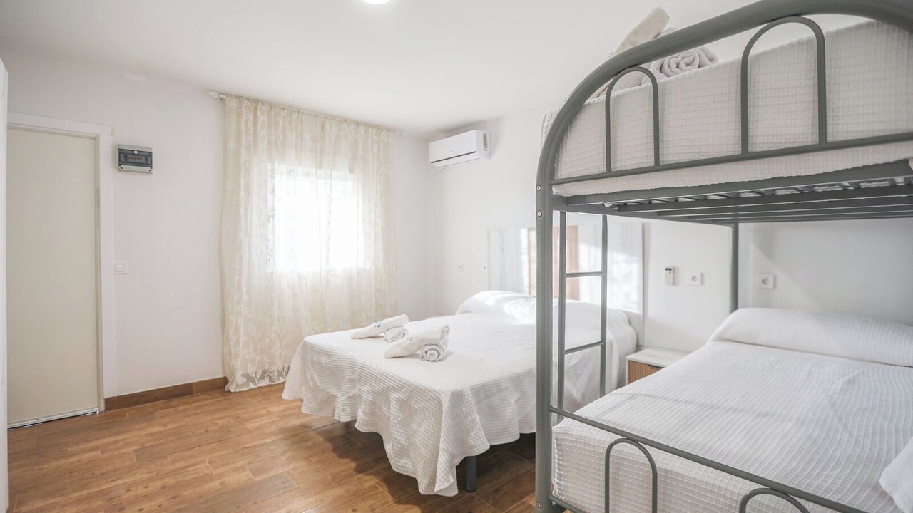 Photo of Bedroom in La Carlota