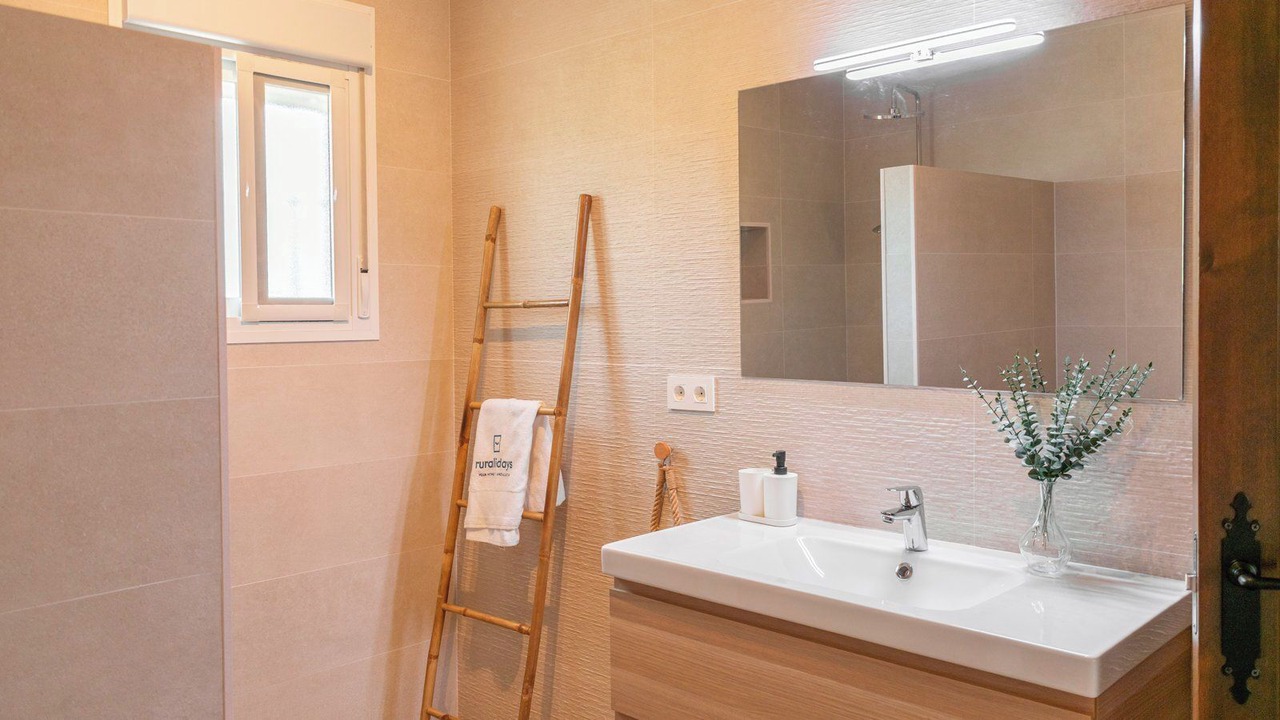 Photo of Bathroom in Arenas