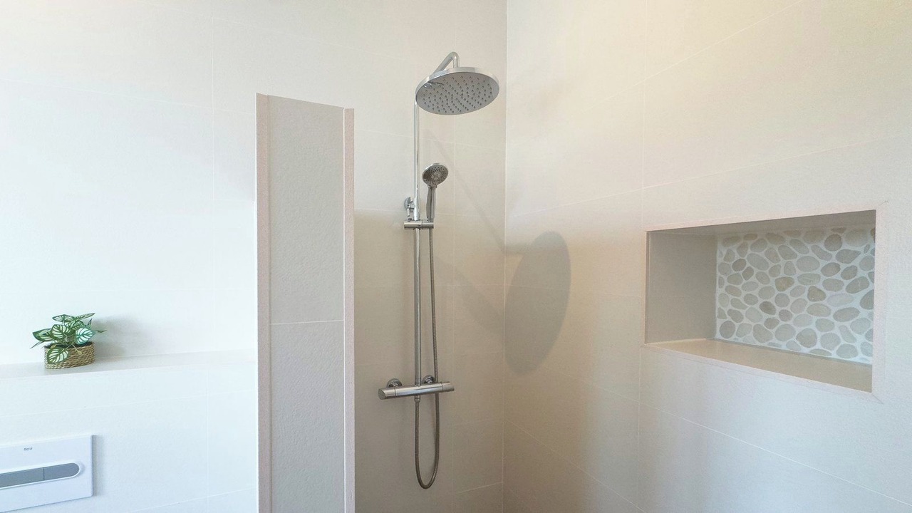 Photo of Bathroom in Arenas
