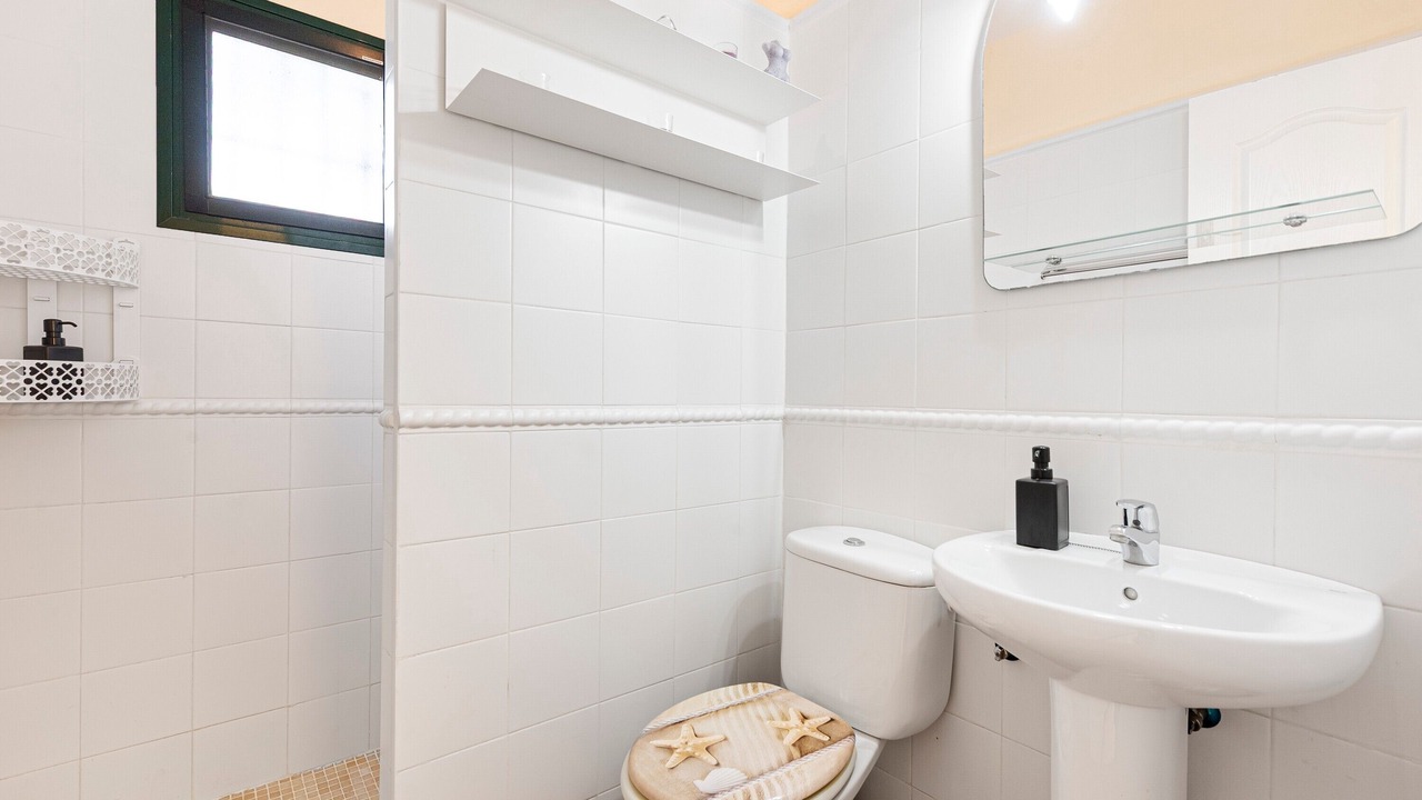 Photo of Bathroom in Alcaucin