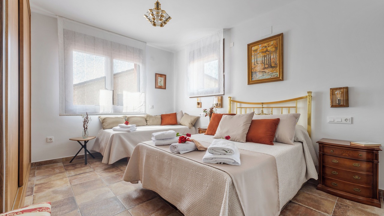 Photo of Bedroom in Torrecaballeros