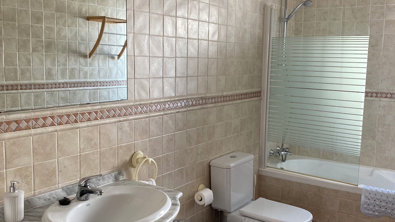 Photo of Bathroom in Los Gallos-Cerromolino