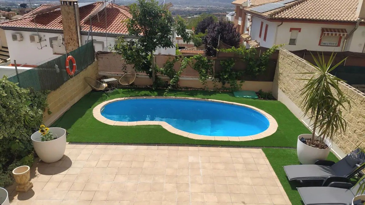 Photo of Outdoor in Jun