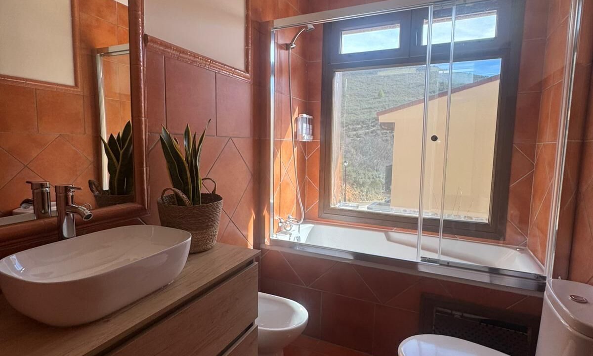 Photo of Bathroom in Berzosa del Lozoya