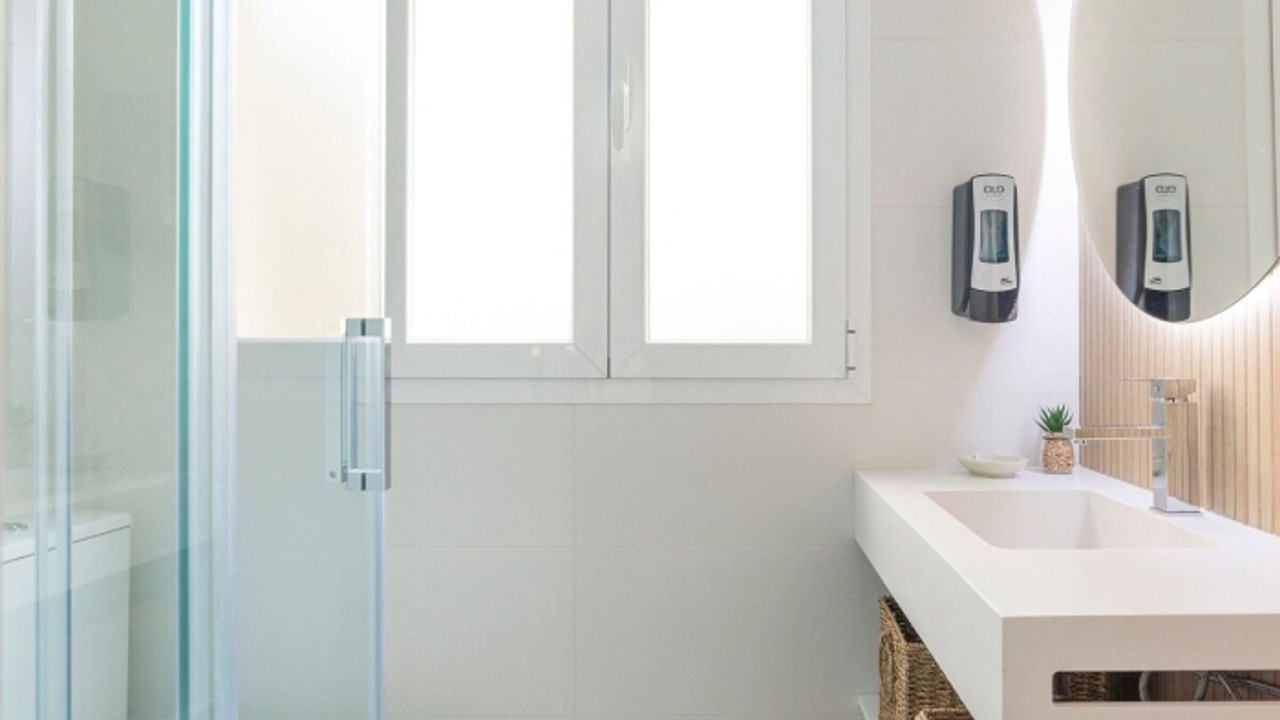 Photo of Bathroom in Poligono Alameda