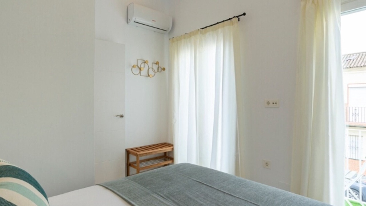 Photo of Bedroom in Poligono Alameda
