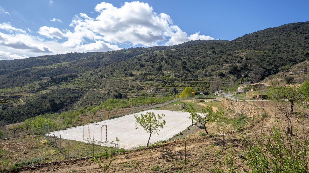 Photo of Others in Laroya