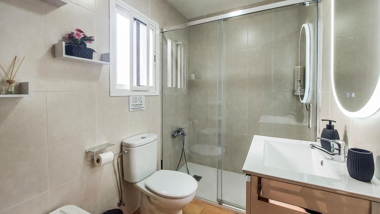 Photo of Bathroom in Benaojan
