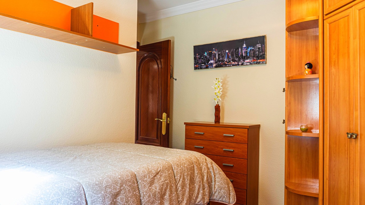 Photo of Bedroom in Guadalmar
