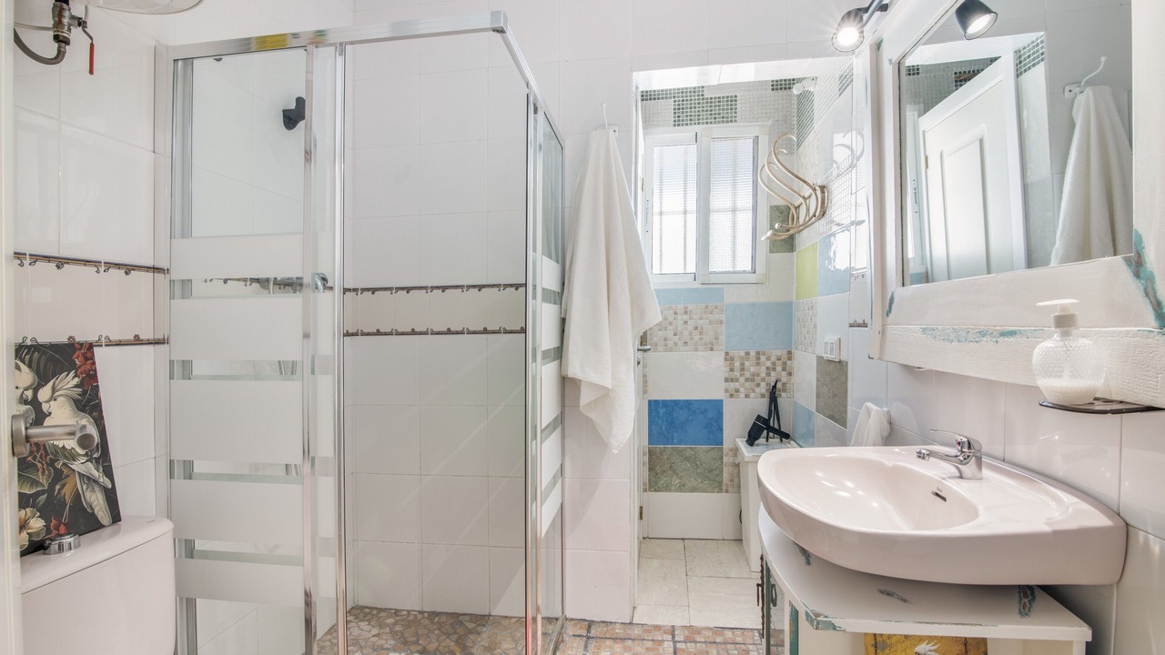 Photo of Bathroom in Villarrasa