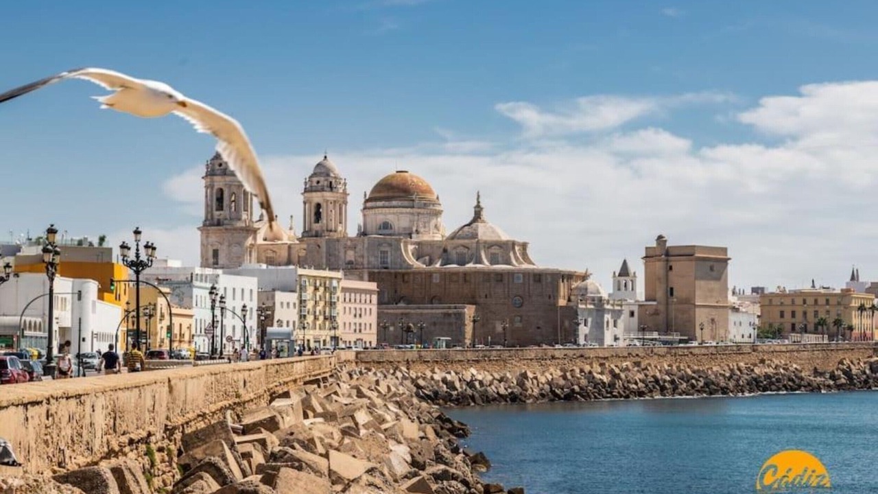 Photo of Others in Cadiz
