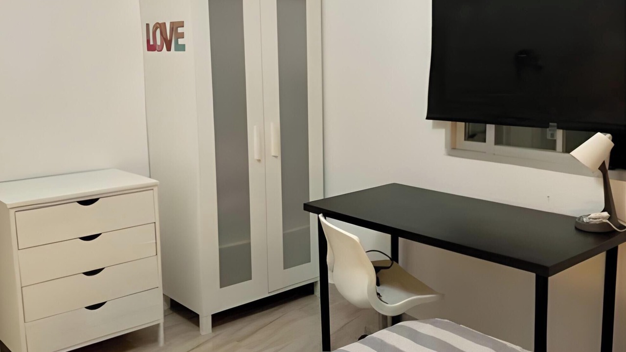 Photo of Bedroom in Bailen-Miraflores