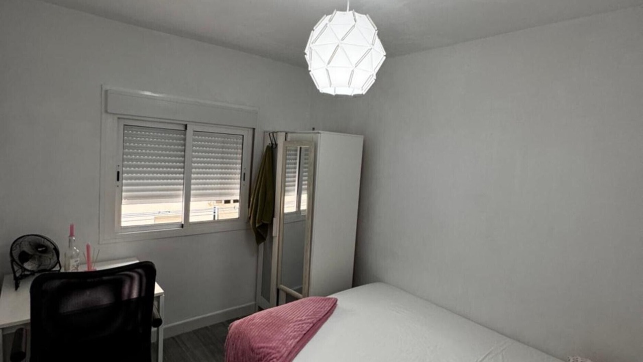 Photo of Bedroom in Bailen-Miraflores