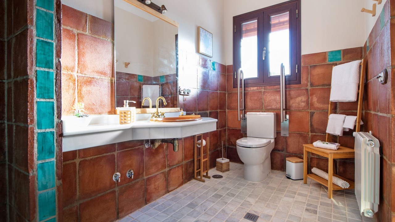 Photo of Bathroom in Almodovar del Rio