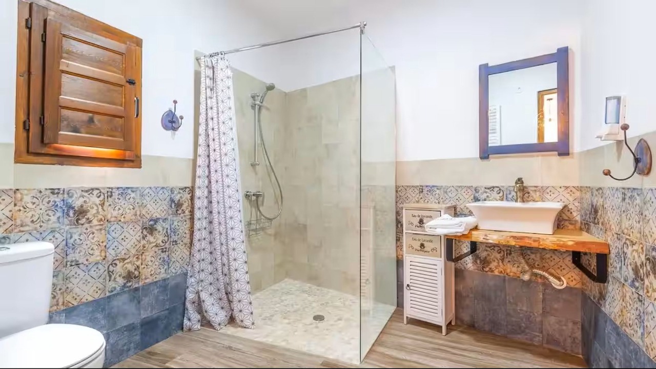 Photo of Bathroom in Frailes