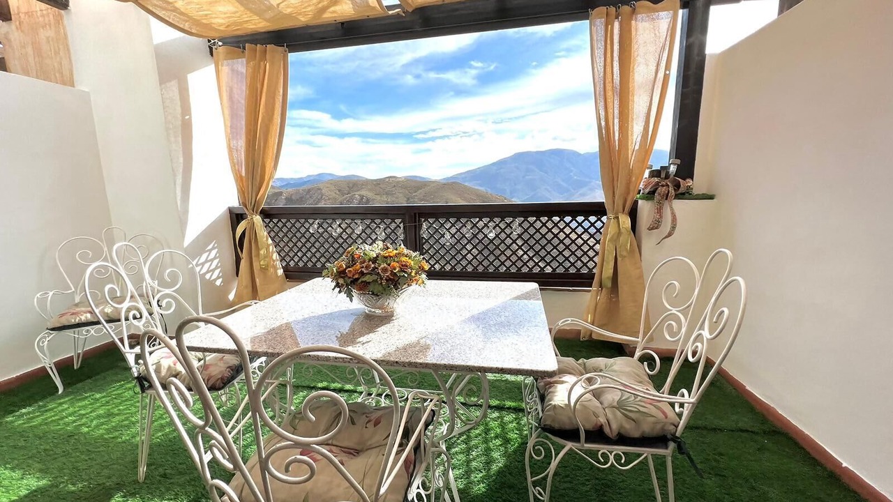 Photo of Outdoor in Carataunas