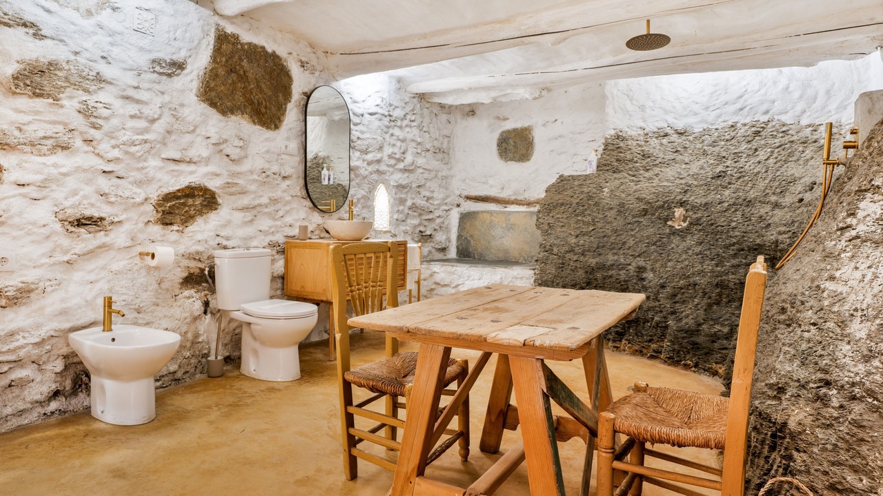 Photo of Bathroom in Atalbeitar