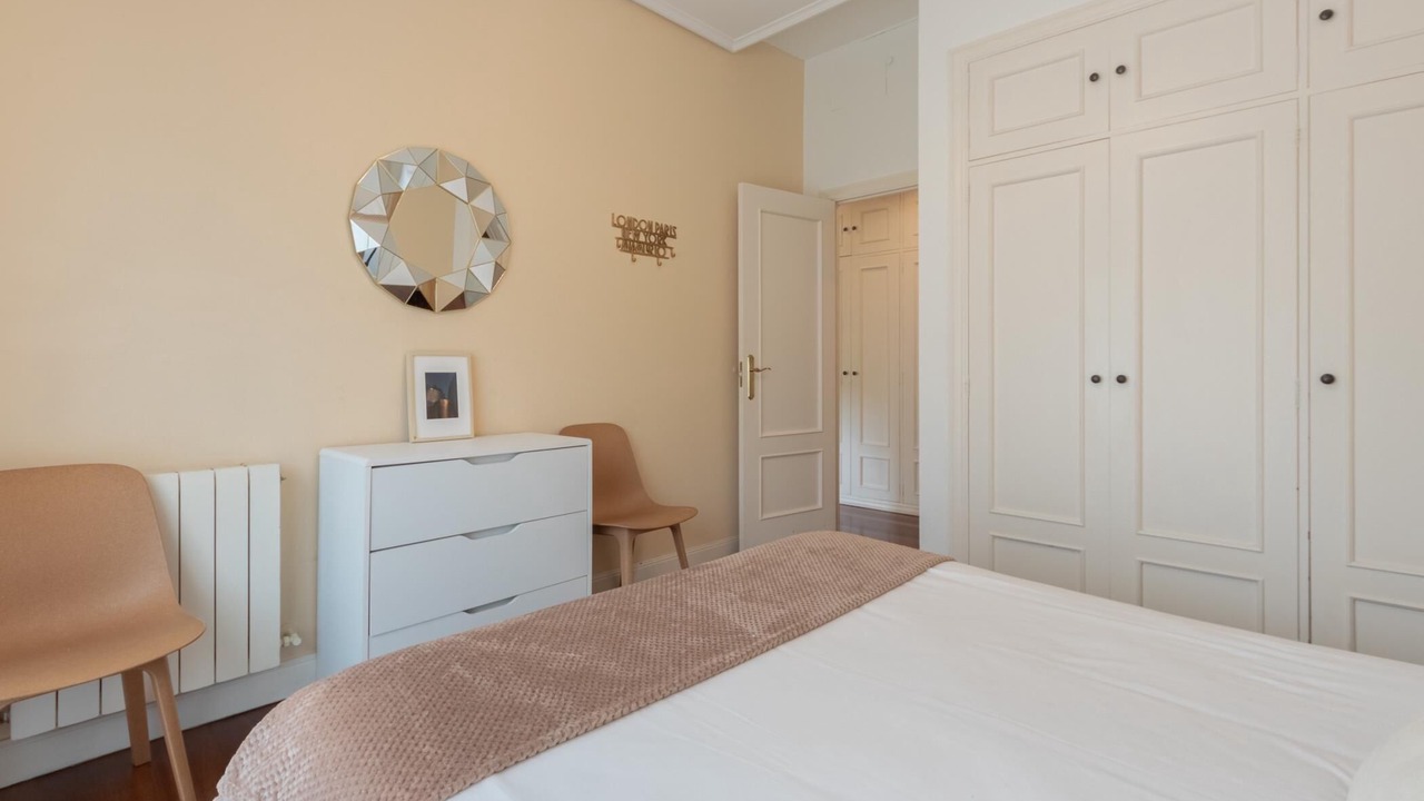 Photo of Bedroom in Bilbao City Centre