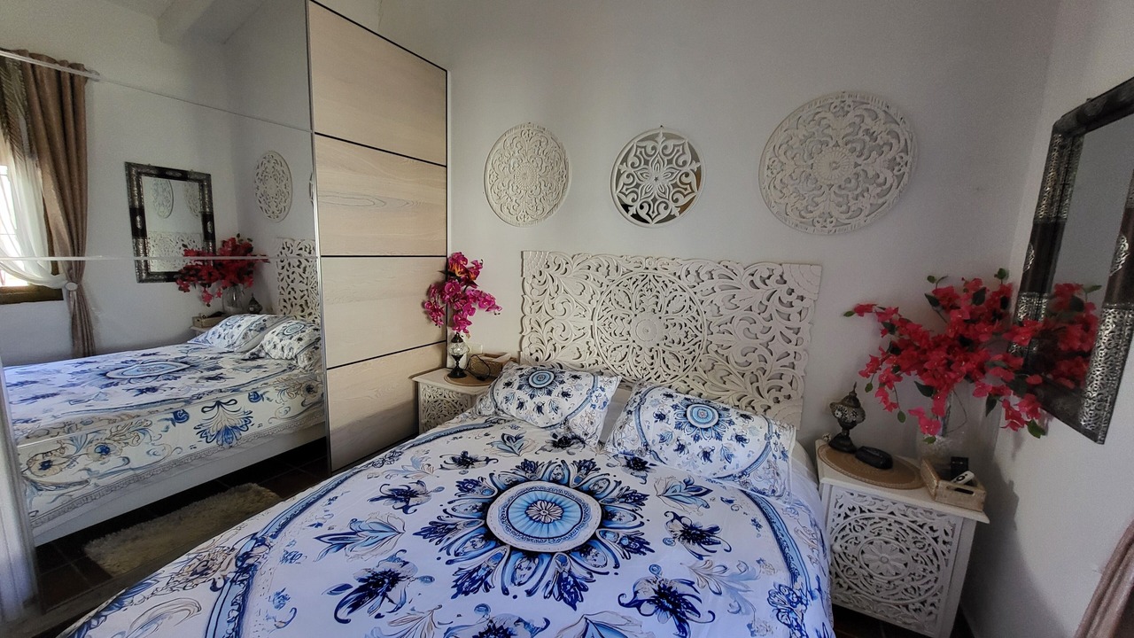 Photo of Bedroom in Coin