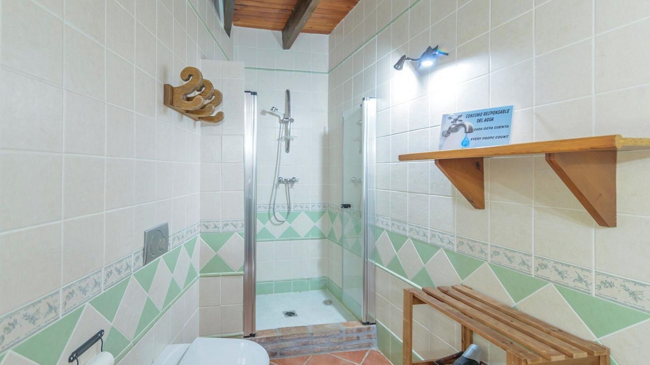 Photo of Bathroom in Alcaucin