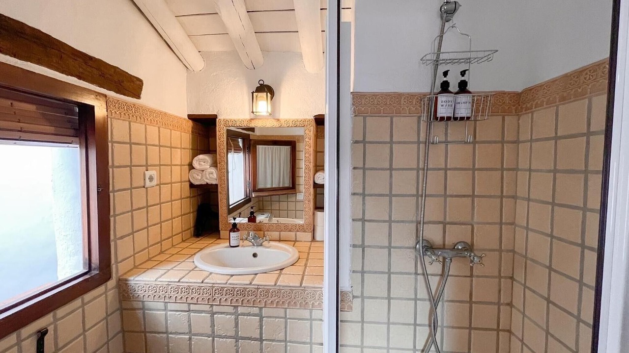 Photo of Bathroom in Genalguacil