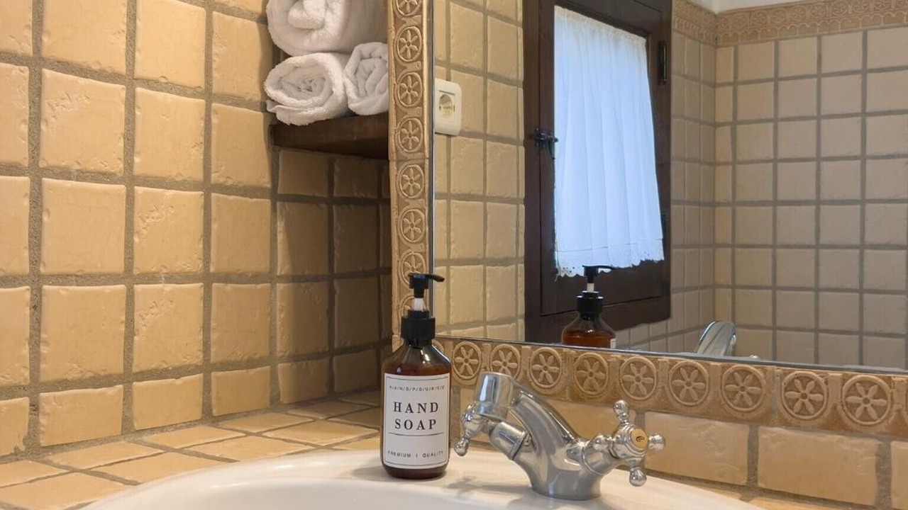 Photo of Bathroom in Genalguacil