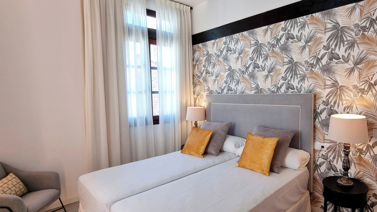 Photo of Bedroom in Central District