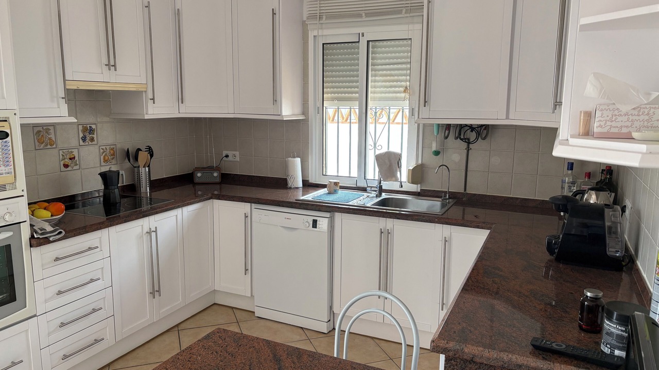 Photo of Kitchen in Maro
